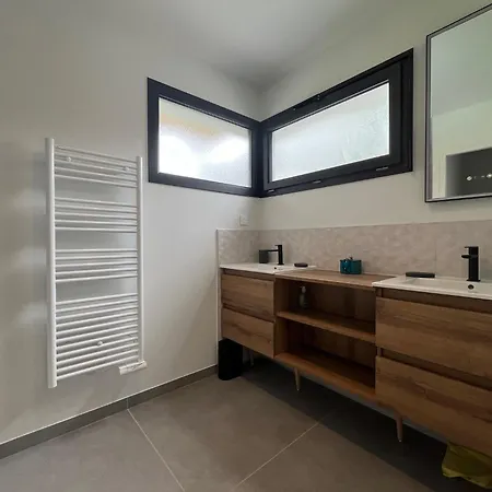 Holiday home Villas-des-oyats - Arena - 8 Personnes Climatisee Piscine Chauffee Seignosse
